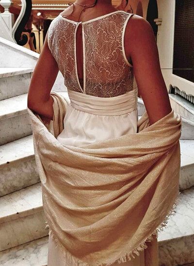 V-Neck Sleeveless A-Line Knee-Length Chiffon Cocktail Dresses With Lace