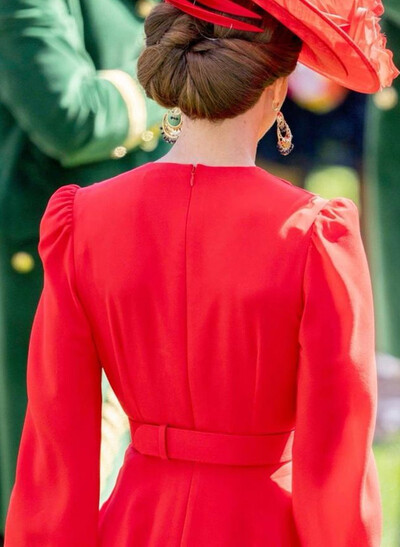 V-Neck Long Sleeves A-Line Ankle-Length Satin Cocktail Dresses With Sash