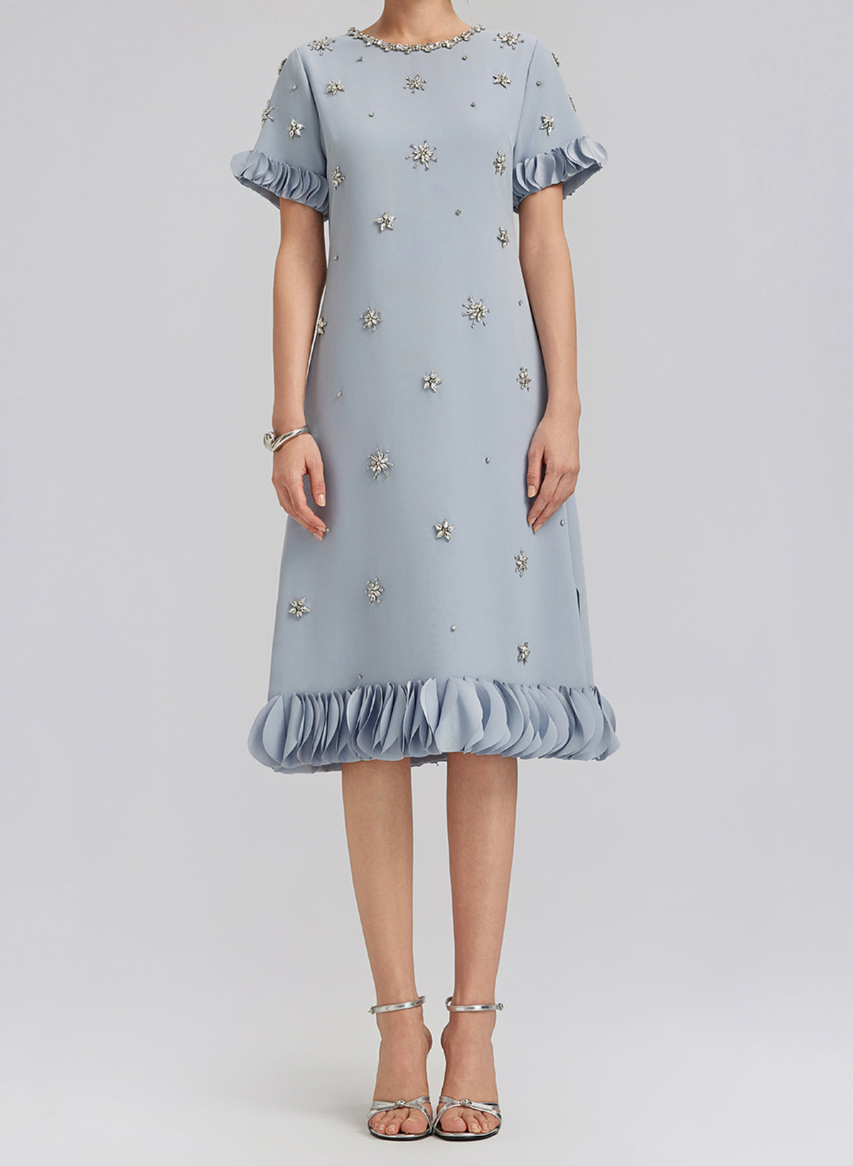 A-Line Scoop Neck Short Sleeves Knee-Length Elastic Satin Cocktail Dresses With Beading