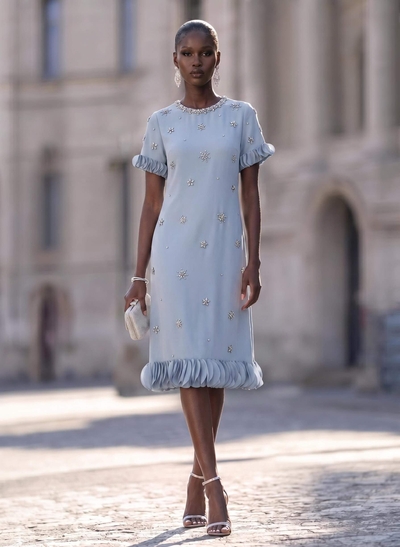 A-Line Scoop Neck Short Sleeves Knee-Length Elastic Satin Cocktail Dresses With Beading
