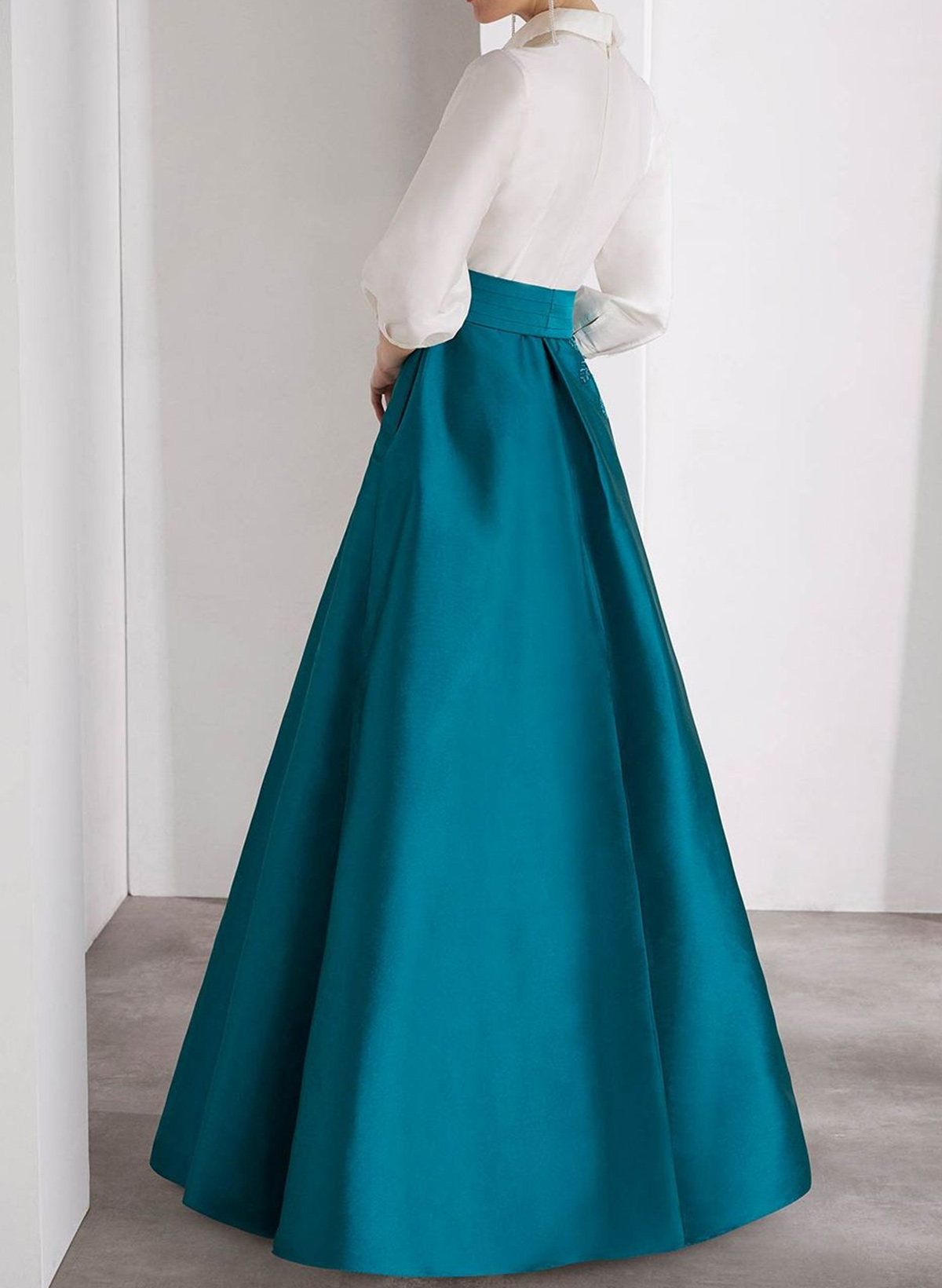 A-Line High Neck 3/4 Sleeves Floor-Length Taffeta Evening Dresses With Split Front