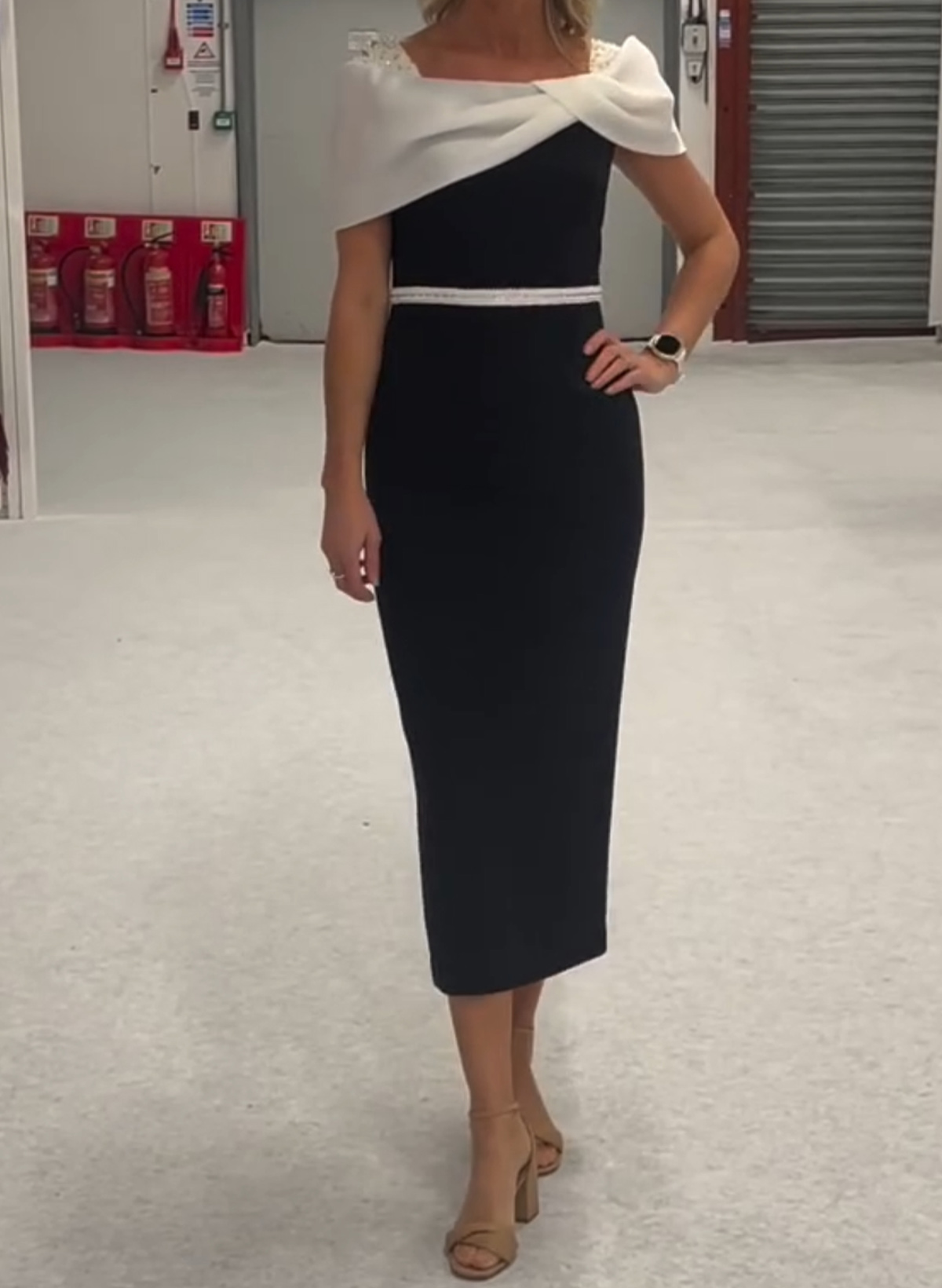 Sheath/Column Square Neckline Short Sleeves Tea-Length Elastic Satin Evening Dresses With Bow(s)