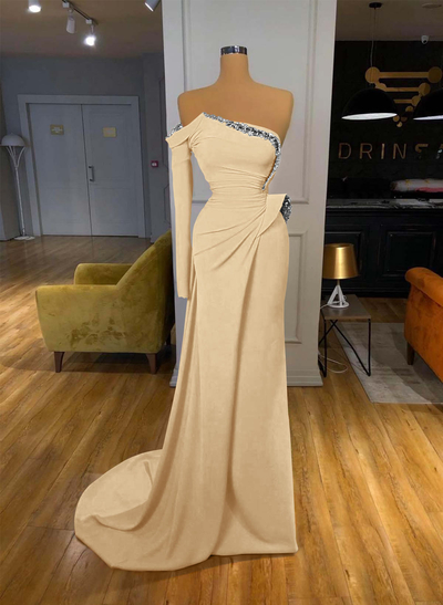 Trumpet/Mermaid Strapless/One-Shoulder Long Sleeves Court Train Elastic Satin Prom Dresses With Rhinestone