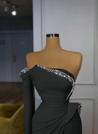 Trumpet/Mermaid Strapless/One-Shoulder Long Sleeves Court Train Elastic Satin Prom Dresses With Rhinestone