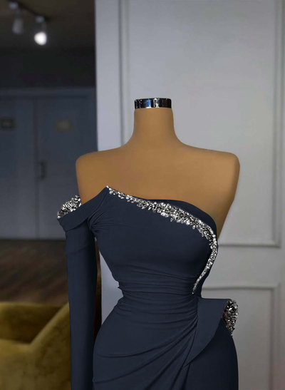 Trumpet/Mermaid Strapless/One-Shoulder Long Sleeves Court Train Elastic Satin Prom Dresses With Rhinestone