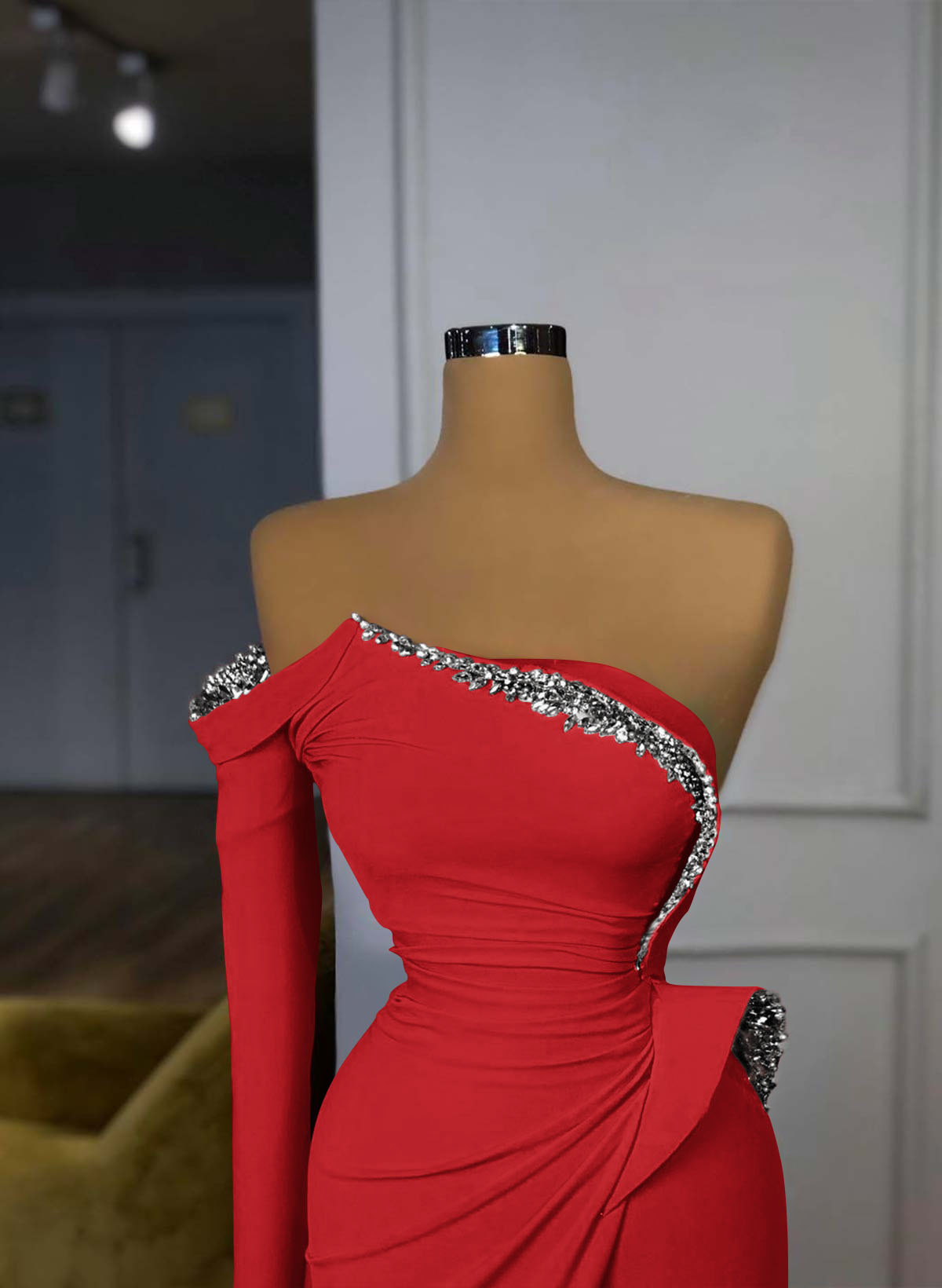 Trumpet/Mermaid Strapless/One-Shoulder Long Sleeves Court Train Elastic Satin Prom Dresses With Rhinestone