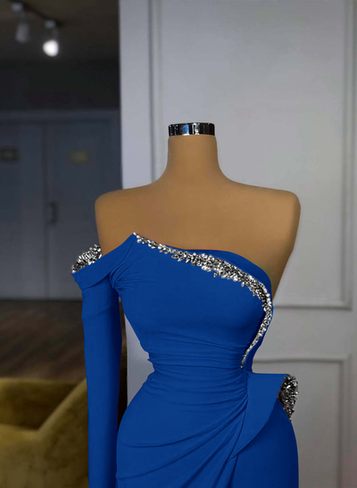 Trumpet/Mermaid Strapless/One-Shoulder Long Sleeves Court Train Elastic Satin Prom Dresses With Rhinestone
