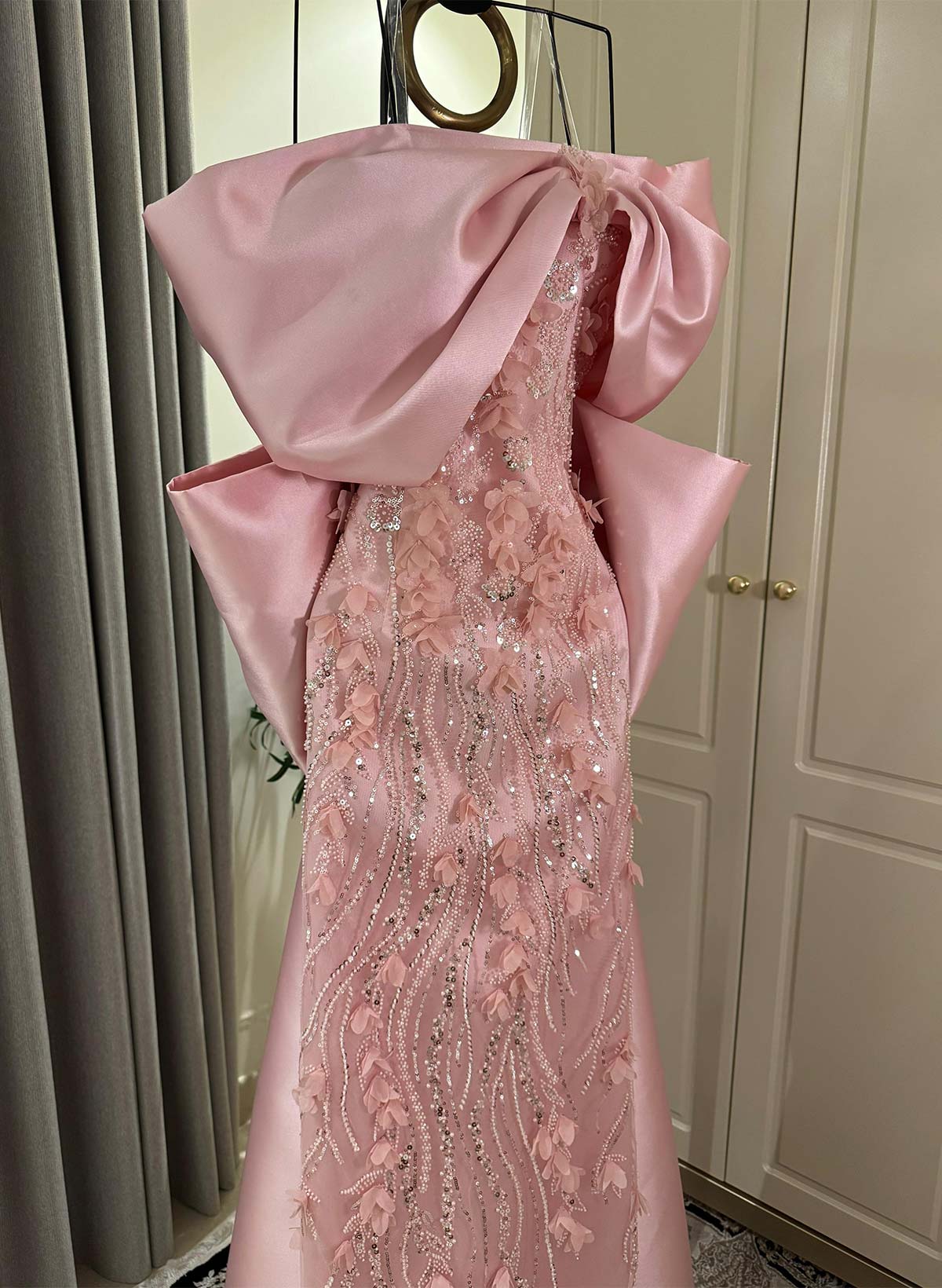 Sheath/Column Off-The-Shoulder Sweep Train Lace/Satin Prom Dresses With Bow(s)/Sequins/Flower(s)