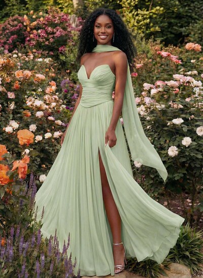A-Line Strapless Sweep Train Chiffon Bridesmaid Dresses With Pleated/High Split