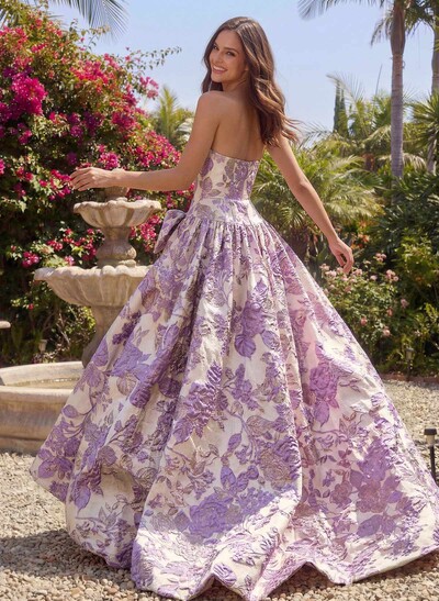 Elegant Ball-Gown Strapless Sleeveless Sweep Train Jacquard Prom Dresses With Bow(s)/Flower(s)