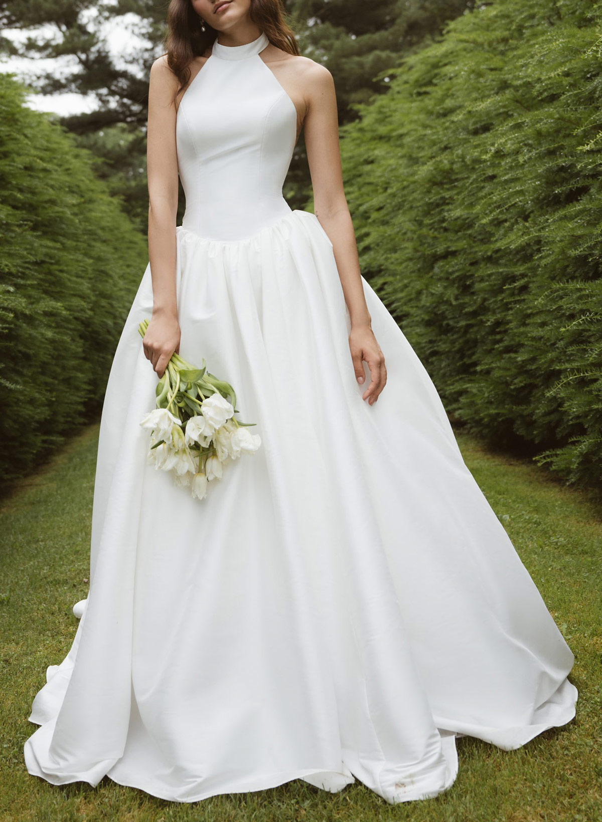 Ball-Gown Halter Sleeveless Chapel Train Taffeta Bride Wedding Dress