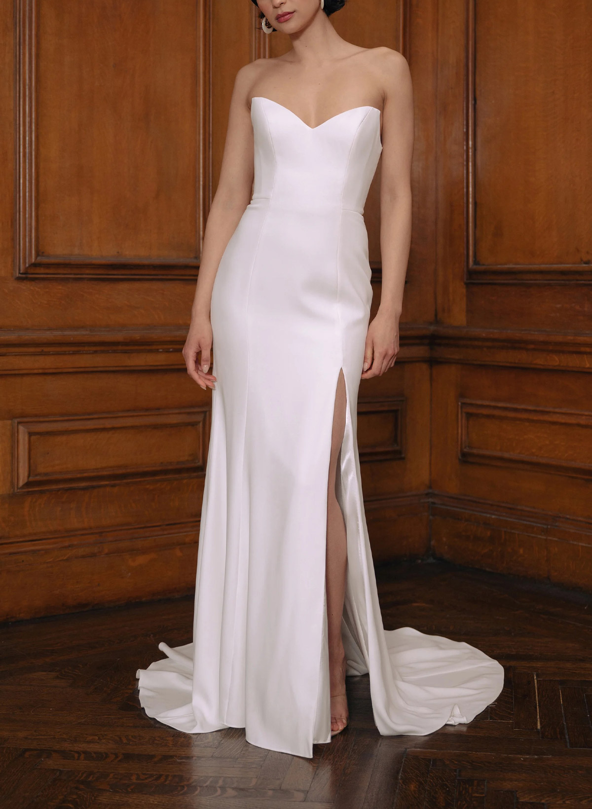 Column Sweetheart Sleeveless Court Train Chiffon Satin With High Split Wedding Dress