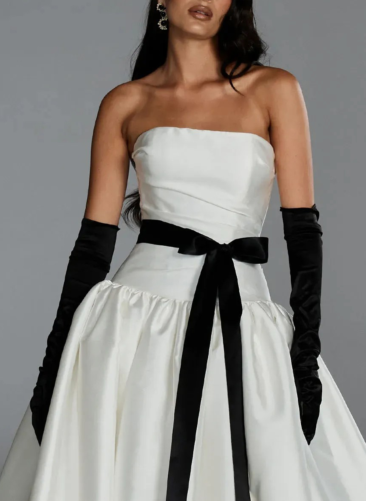 Ball-Gown Off-The-Shoulder Sleeveless Court Train Satin/Charmeuse Wedding Dress With Pockets/Sash