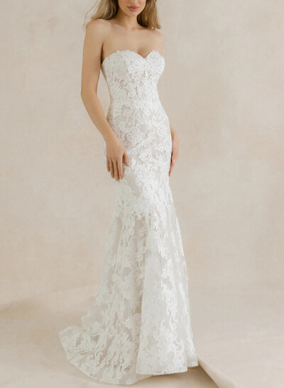 Trumpet/Mermaid Sweetheart Sleeveless Chapel Train Lace Wedding Dress With Lace