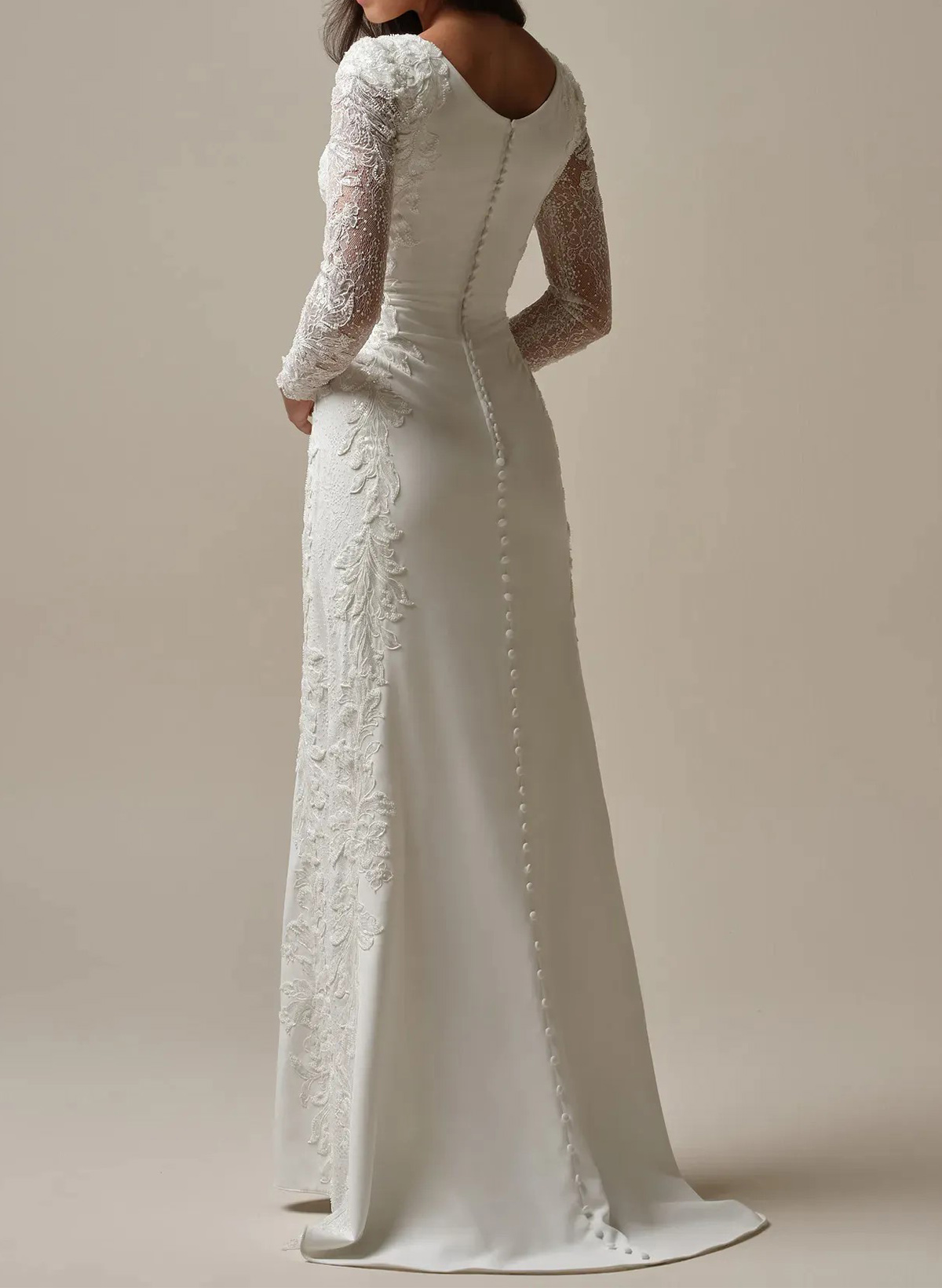 Trumpet/Mermaid Scoop Neck Long Sleeves Sweep Train Elastic Satin Wedding Dresses With Flower(s)