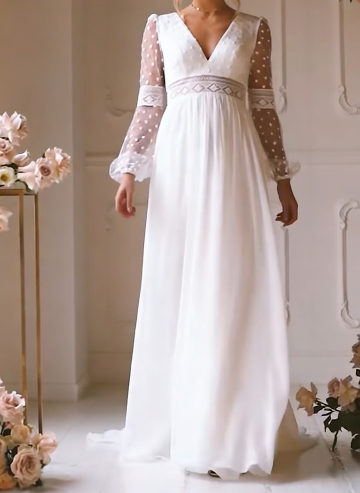 A-Line V-Neck Long Sleeves Floor-Length Chiffon Wedding Dresses With Bow(s)/Lace