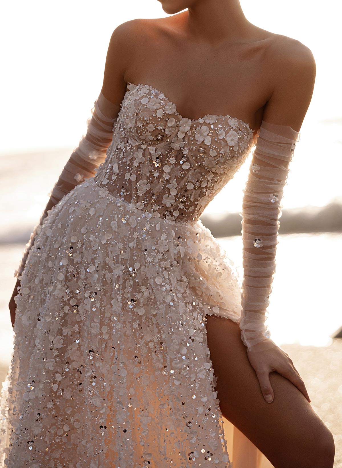 A-Line Sweetheart Detachable Sleeves Court Train Lace Wedding Dresses With Appliques Lace/High Split