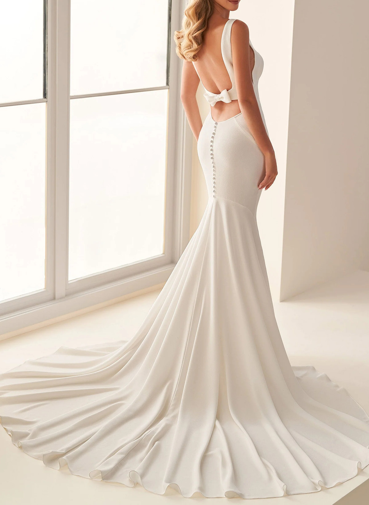 Trumpet/Mermaid Square Neckline Sleeveless Court Train Crepe Satin Wedding Dresses With Bow(s)
