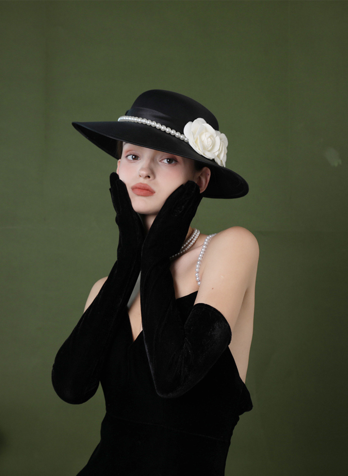 Fingertips Opera Length Velvet Bridal Gloves