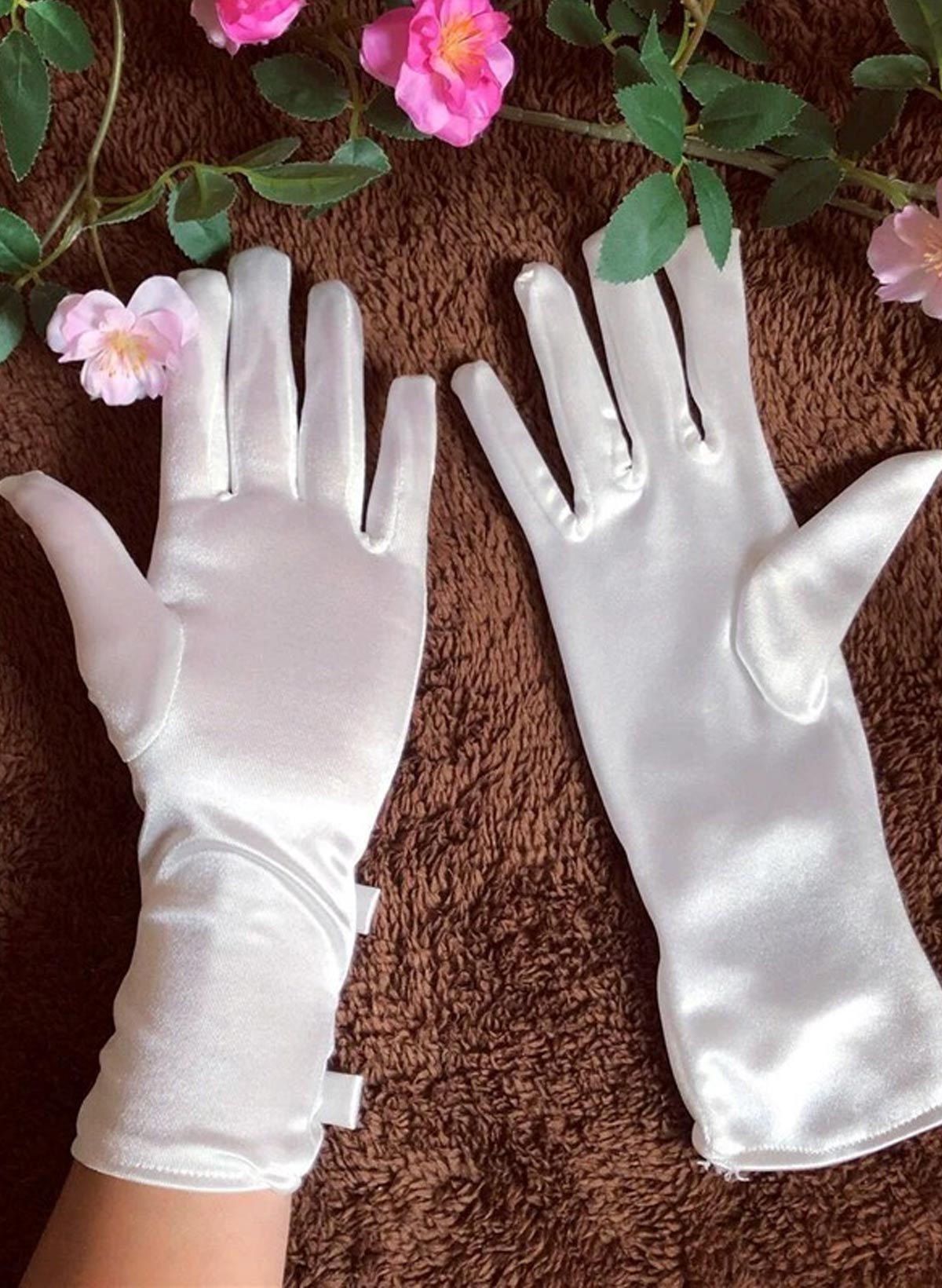 Fingertips Opera Length Satin Bridal Gloves With Bowknot