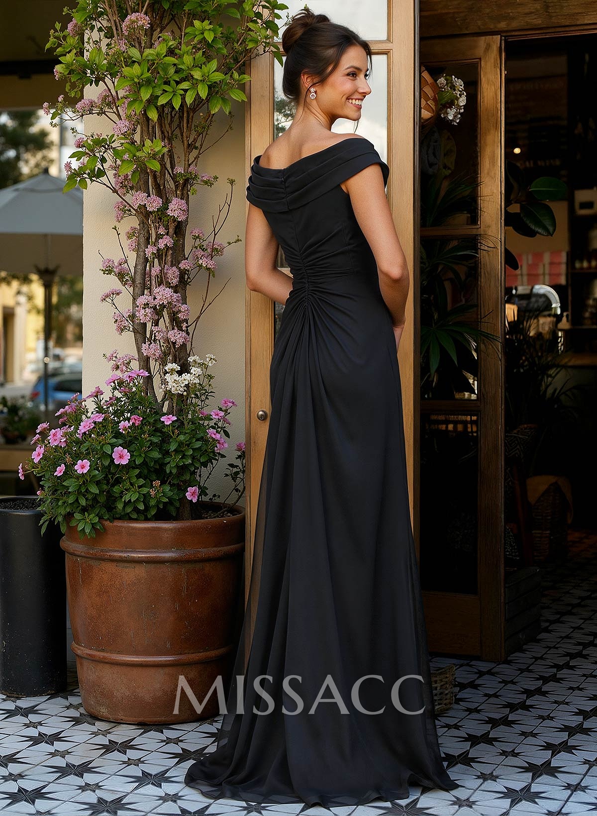 Elegant Off-The-Shoulder Sleeveless Sweep Train Chiffon Evening Dresses With High Split