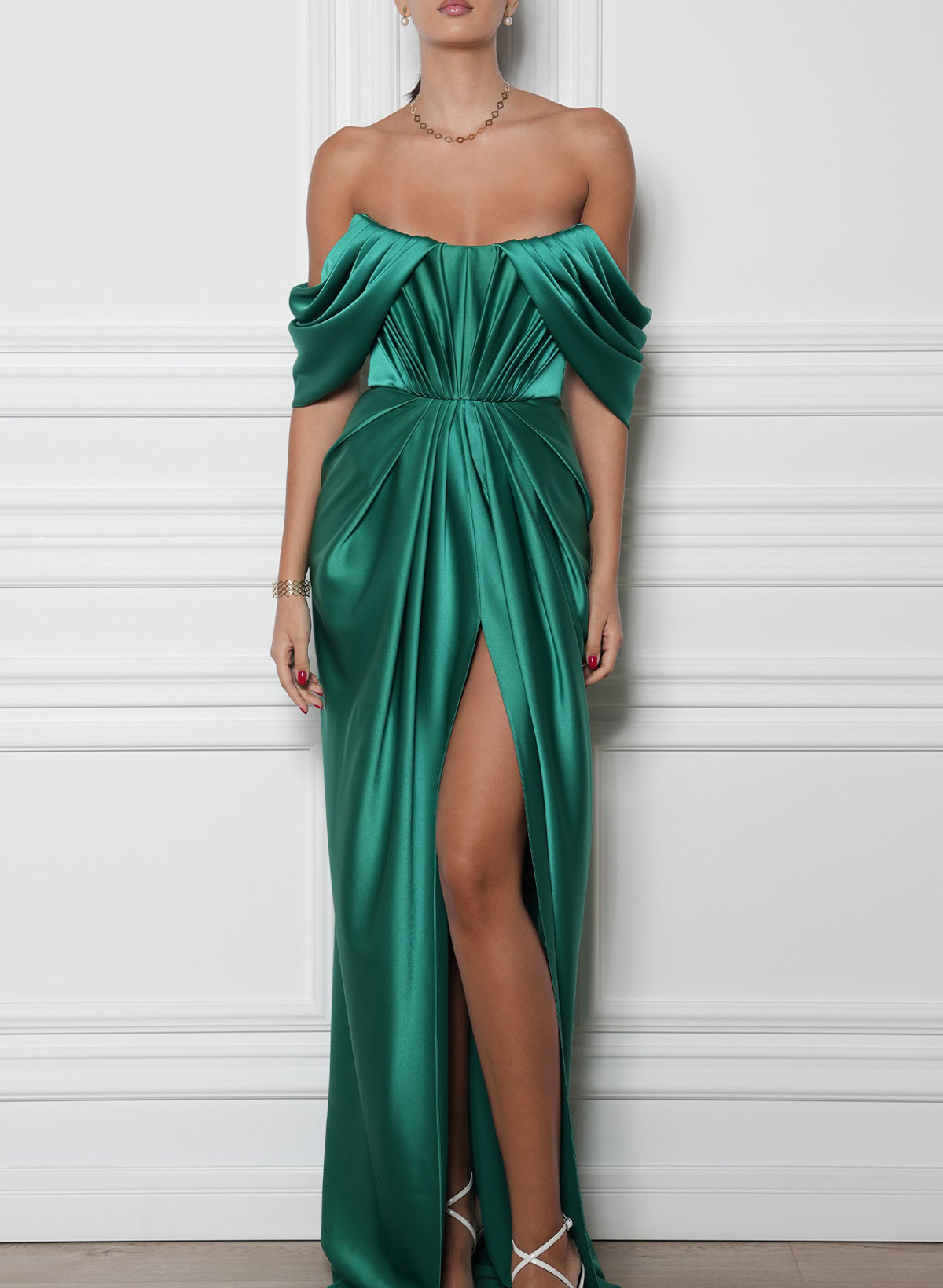 A-Line Off-The-Shoulder Sleeveless Sweep Train Stretch Satin Knit Evening Dresses With Pleated/High Split