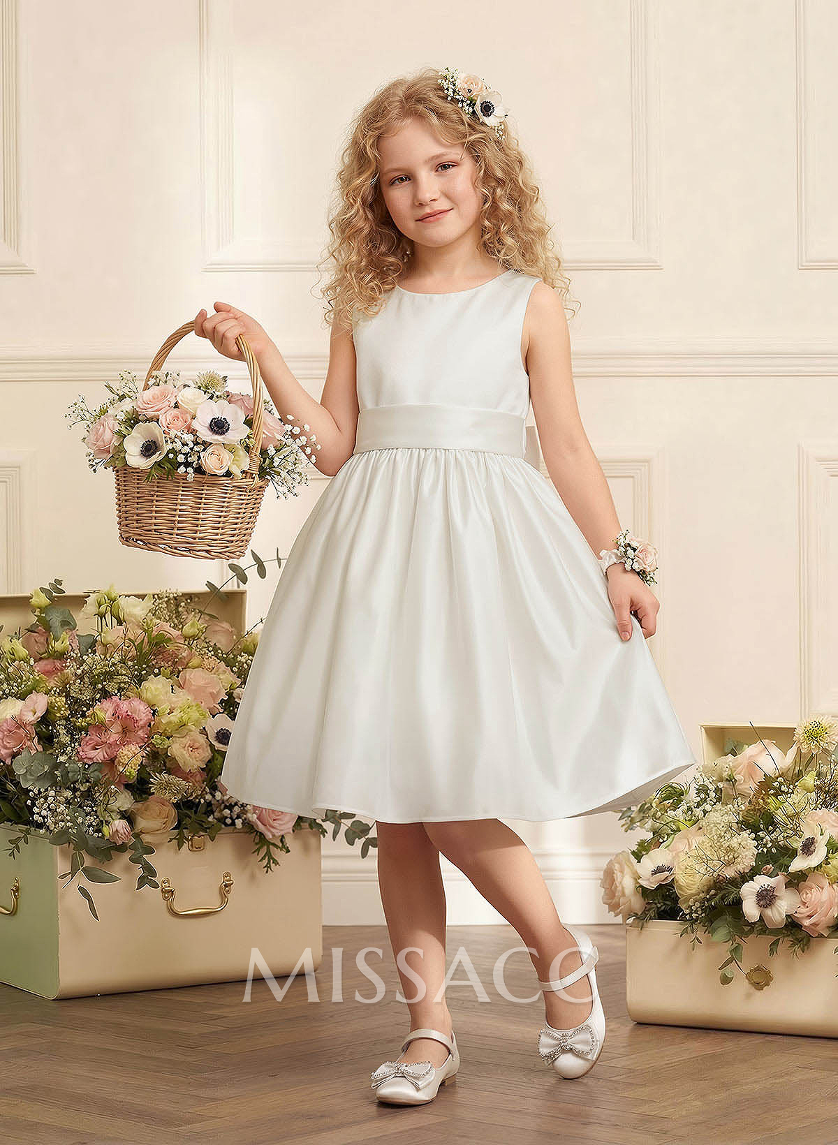 A-Line Scoop Neck Sleeveless Knee-Length Satin Flower Girl Dresses With Bow(s) A-Line Scoop Neck Sleeveless Knee-Length Satin Flower Girl Dresses With Bow(s)