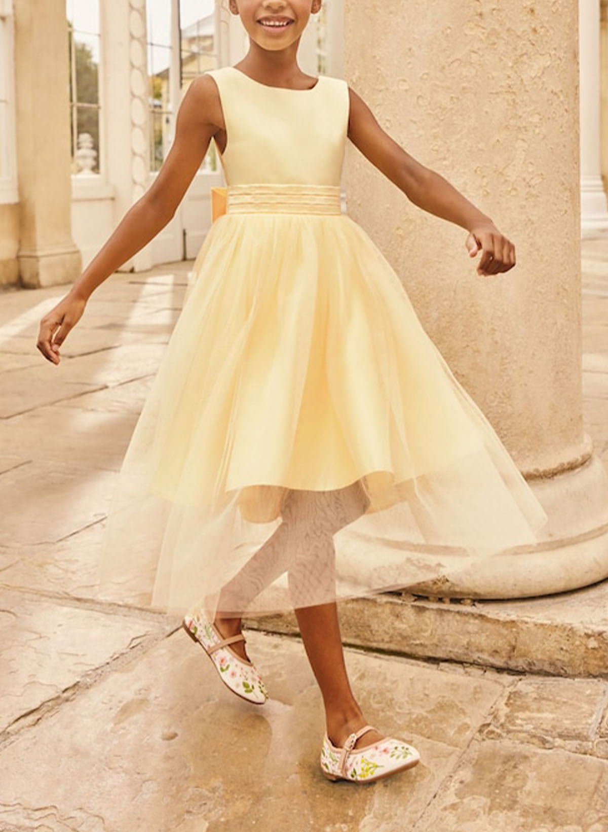 A-Line Scoop Neck Sleeveless Tea-Length Satin/Tulle Flower Girl Dresses With Bow(s)