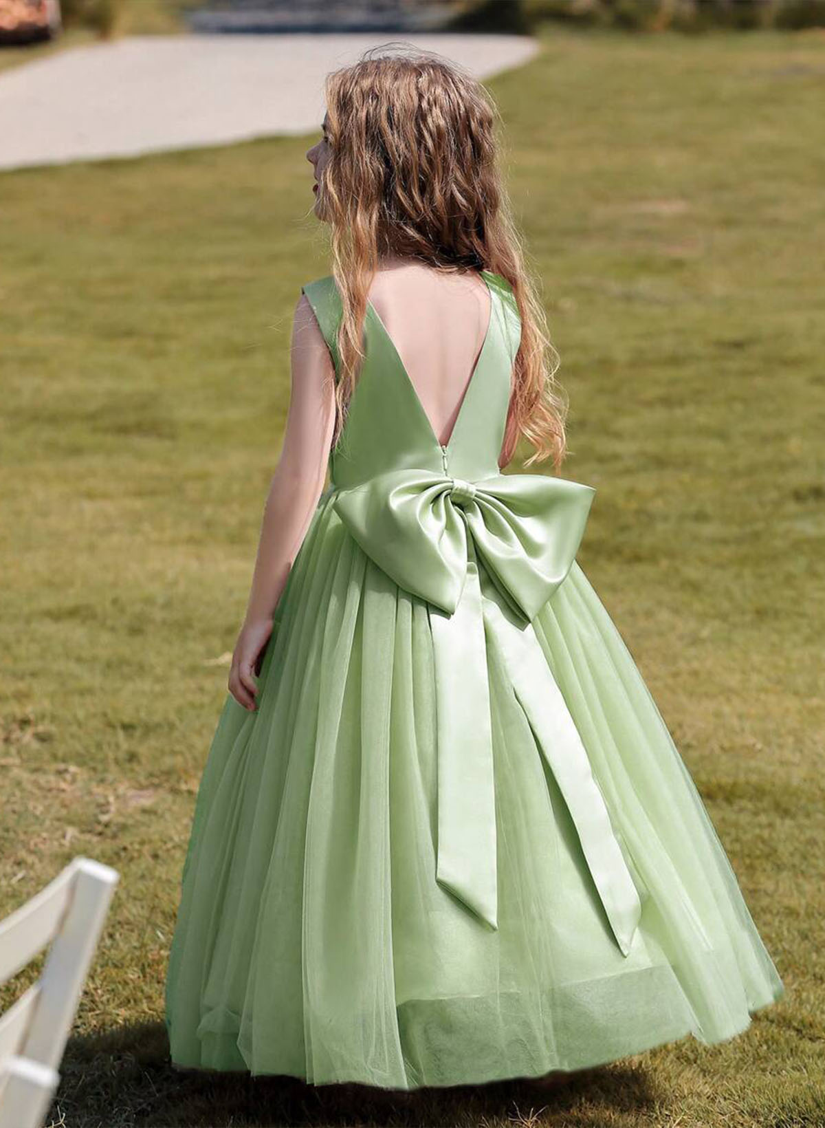 A-Line Scoop Neck Sleeveless Floor-Length Satin/Tulle Flower Girl Dresses With Bow(s)
