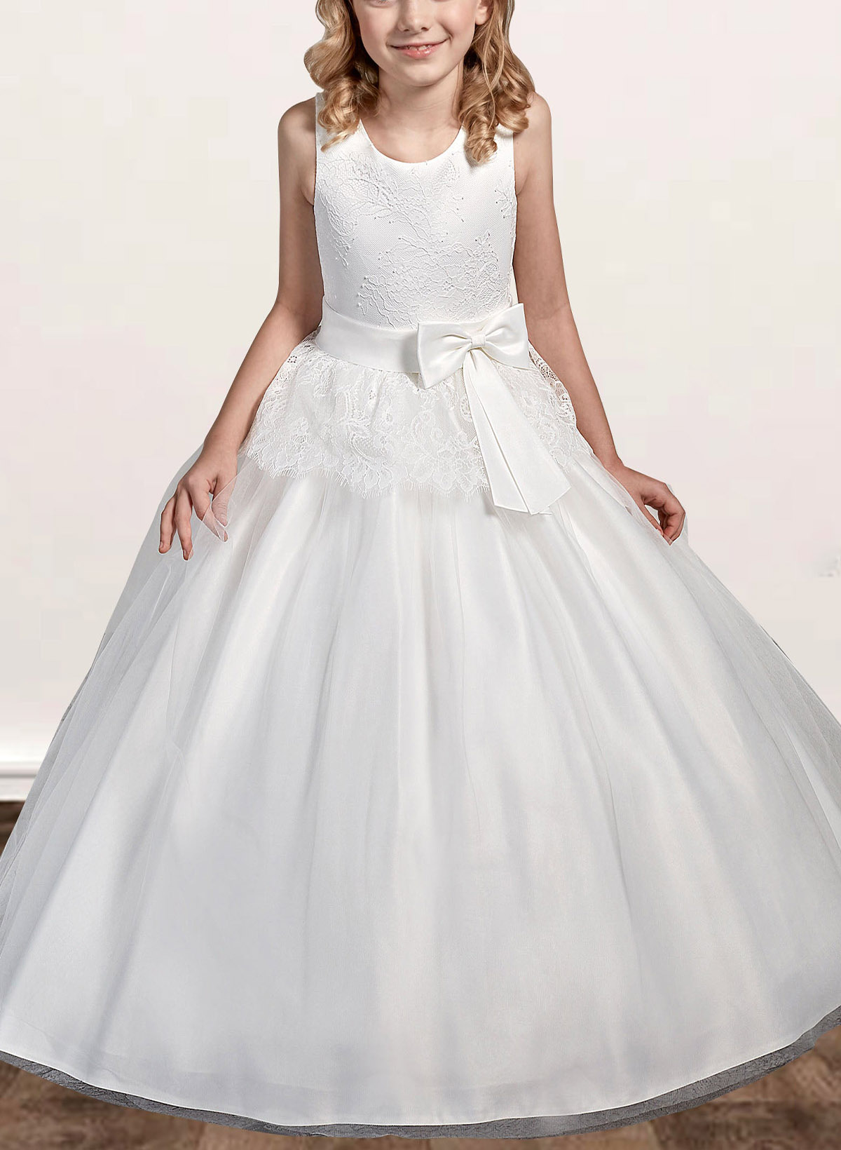 A-Line Scoop Neck Floor-Length Lace/Satin Flower Girl Dresses With Bow(s)/Lace