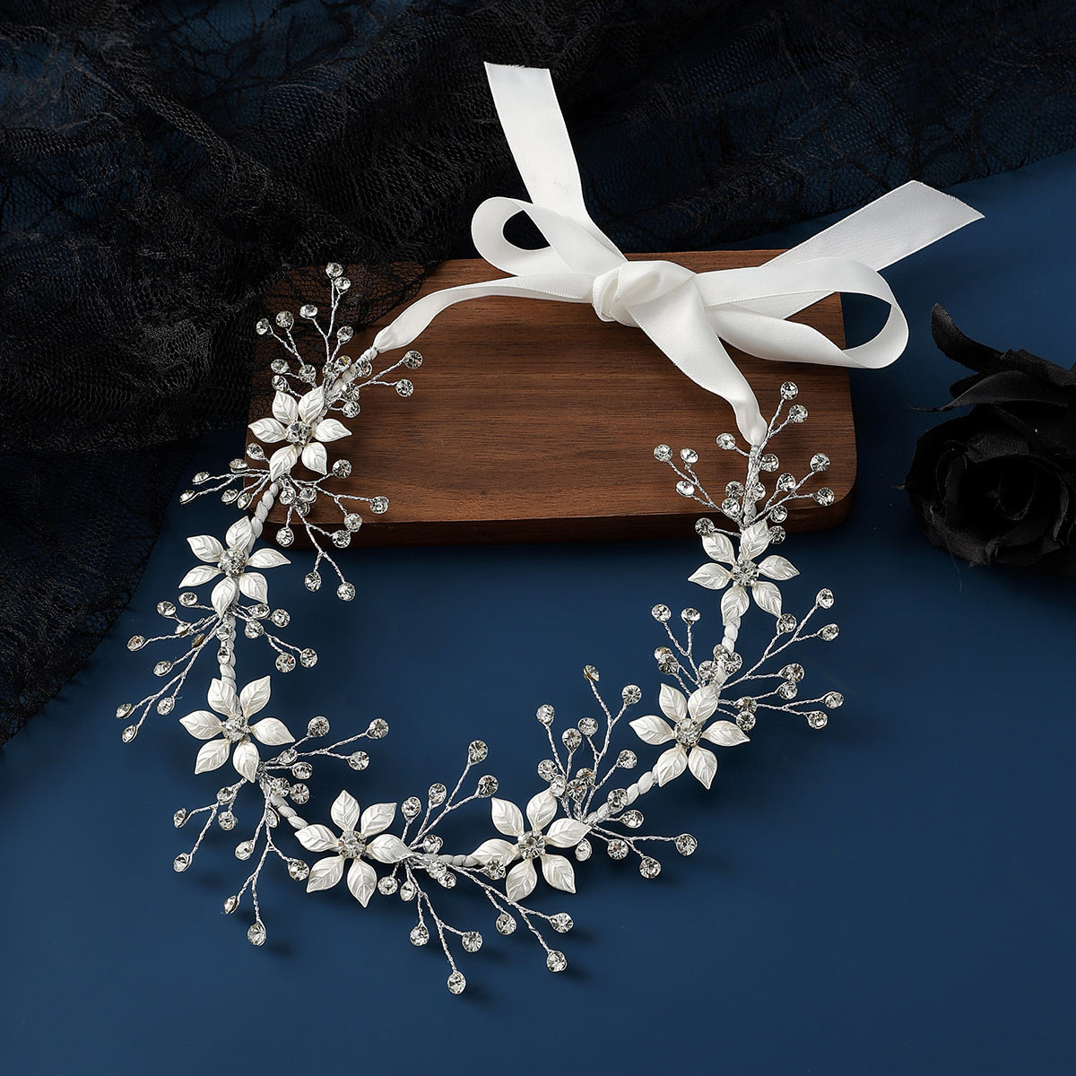 Wedding/Party/Daily Headbands With Rhinestones/Floral