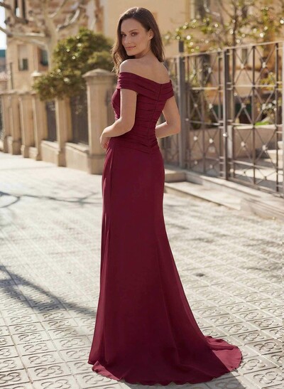 Trumpet/Mermaid Off-The-Shoulder Sweep Train Chiffon Evening Dresses With Pleated/High Split