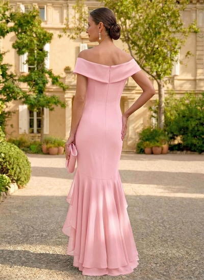 Sheath/Column Off-The-Shoulder Sleeveless Asymmetrical Chiffon Mother Of The Bride Dresses With Ruffle/High Split