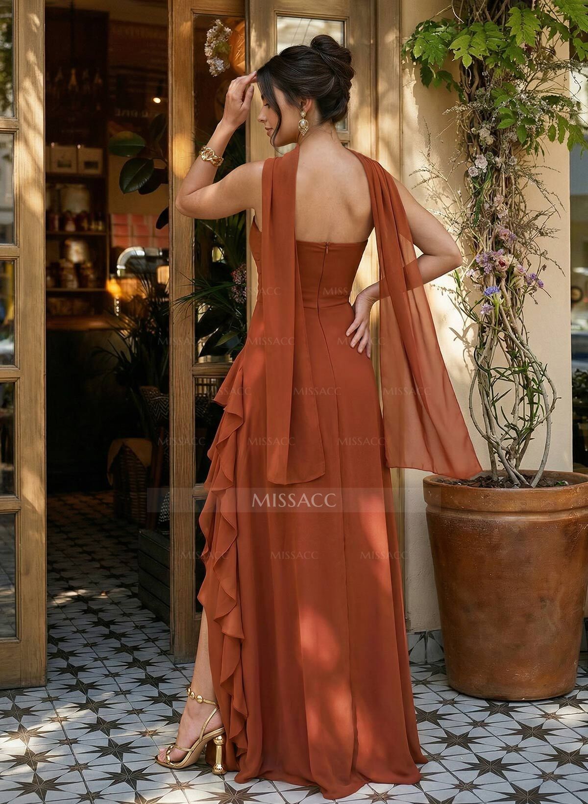 Sheath/Column Strapless Floor-Length Chiffon Mother Of The Bride Dresses With Ruffle/High Split