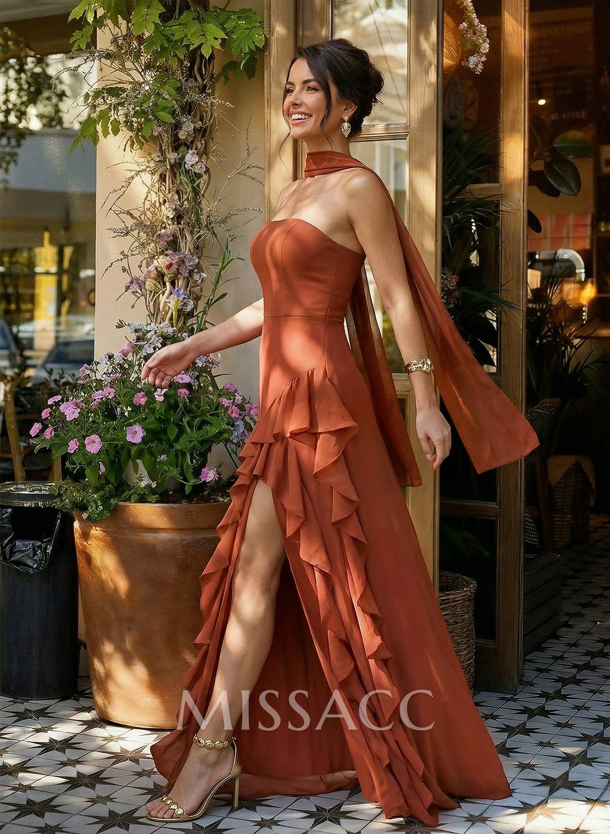 Sheath/Column Strapless Floor-Length Chiffon Mother Of The Bride Dresses With Ruffle/High Split