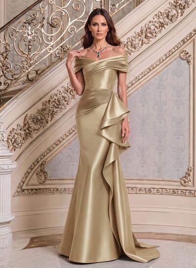 Trumpet/Mermaid Off-The-Shoulder Sweep Train Satin Mother Of The Bride Dresses With Ruffle/Pleated/Sweeping Side Drape
