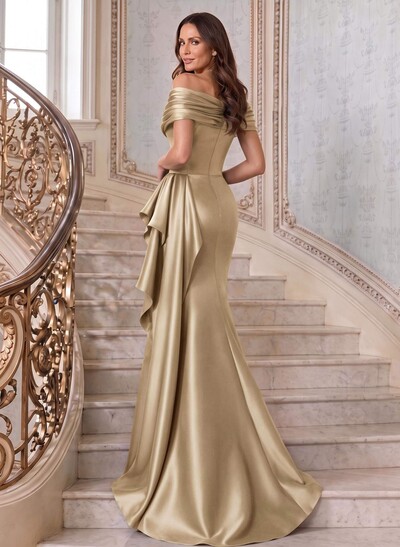 Trumpet/Mermaid Off-The-Shoulder Sweep Train Satin Mother Of The Bride Dresses With Ruffle/Pleated/Sweeping Side Drape