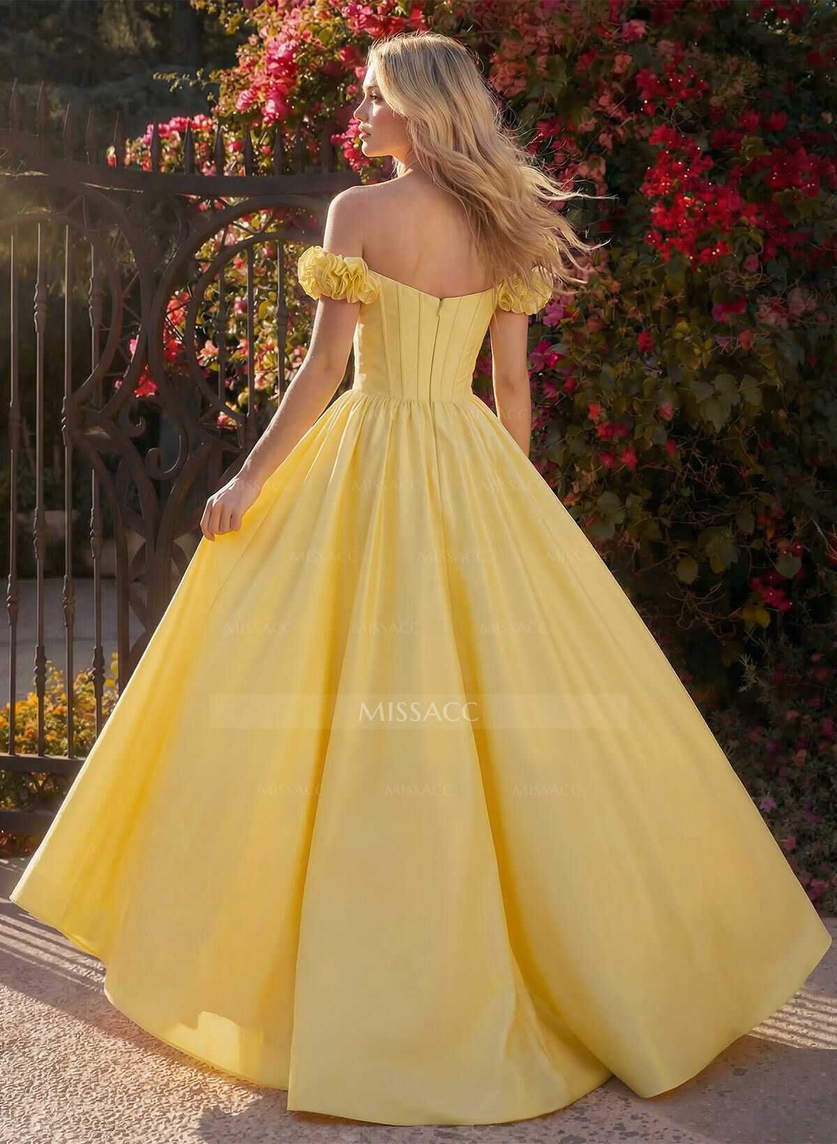 Ball-Gown Off-The-Shoulder Sleeveless Sweep Train Taffeta Prom Dress With Pockets/Flower