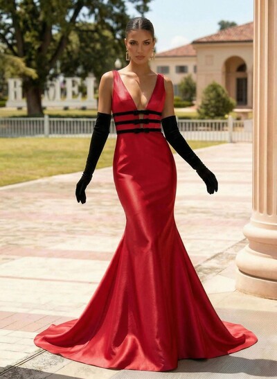 Trumpet/Mermaid Plunge Neck Sleeveless Sweep Train Stretch Satin Knit Prom Dresses