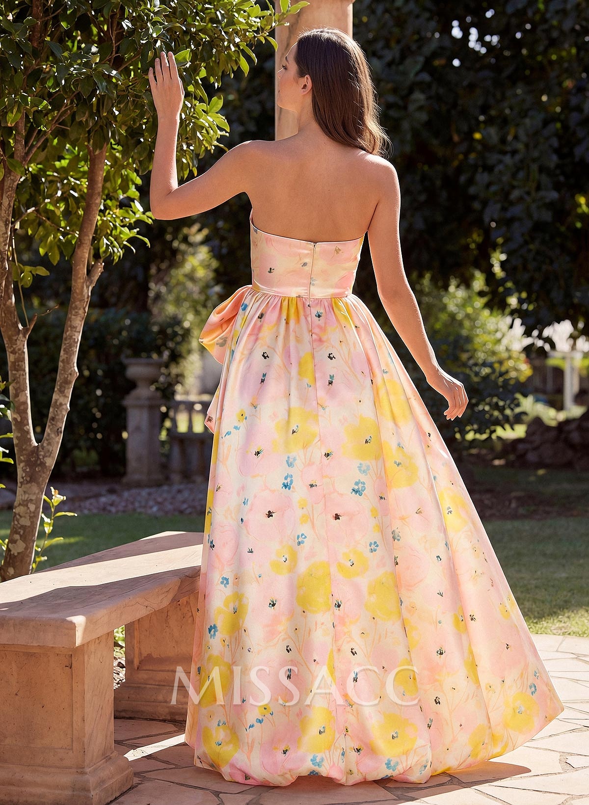 Elegant A-Line Strapless Sleeveless Floor-Length Satin Prom Dresses With Split Front/Bow/Flower