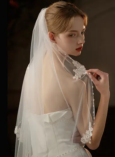 Beaded Edge Leaf Tulle Elbow-Length Wedding Veils