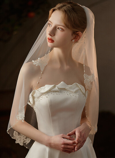 Beaded Edge Leaf Tulle Elbow Bridal Veils
