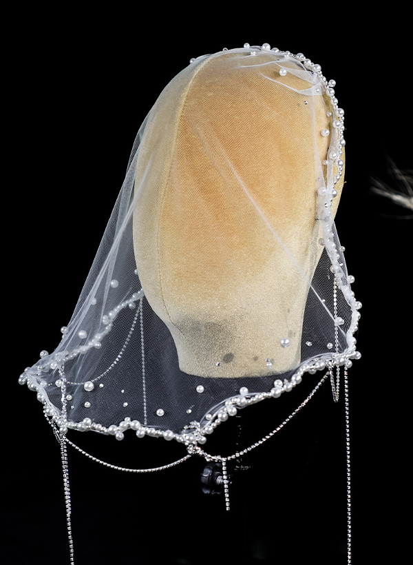 Beaded Edge Faux Pearl One-Tier Tulle Birdcage Veils