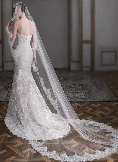 Floral Lace Applique Edge Single-Tier Tulle Chapel Wedding Veil