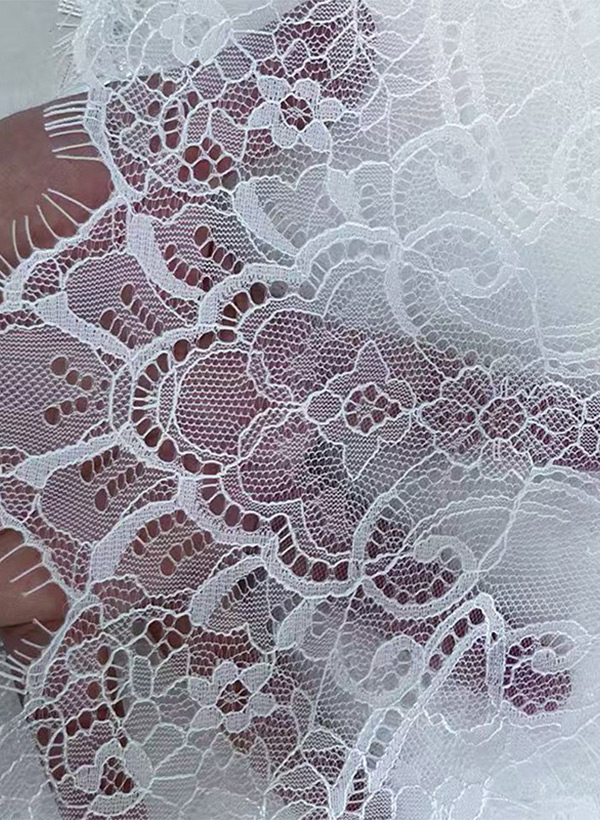 Lace Applique Edge Floral One-Tier Tulle Chapel Bridal Veils