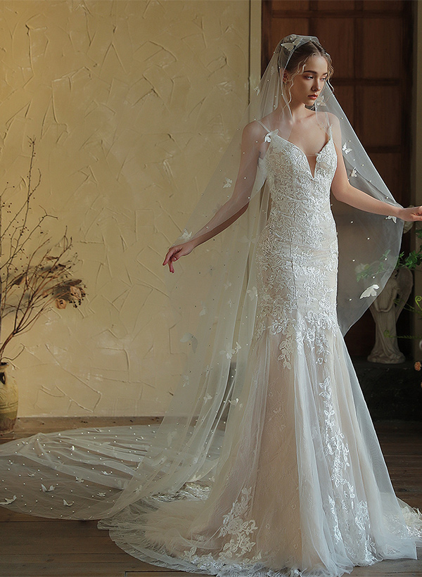 Cut Edge Pearl/Butterfly One-Tier Tulle Chapel Bridal Veils