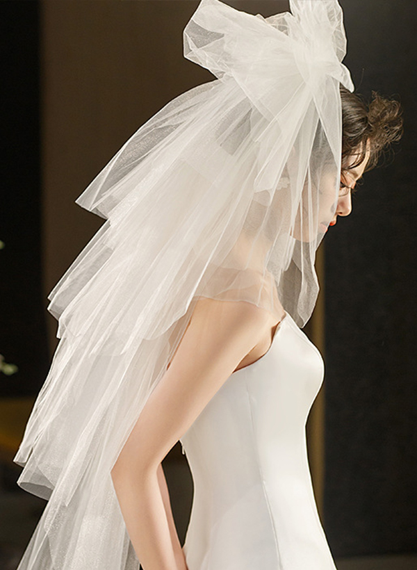 Cut Edge Simple Tulle Fingertip Bridal Veils