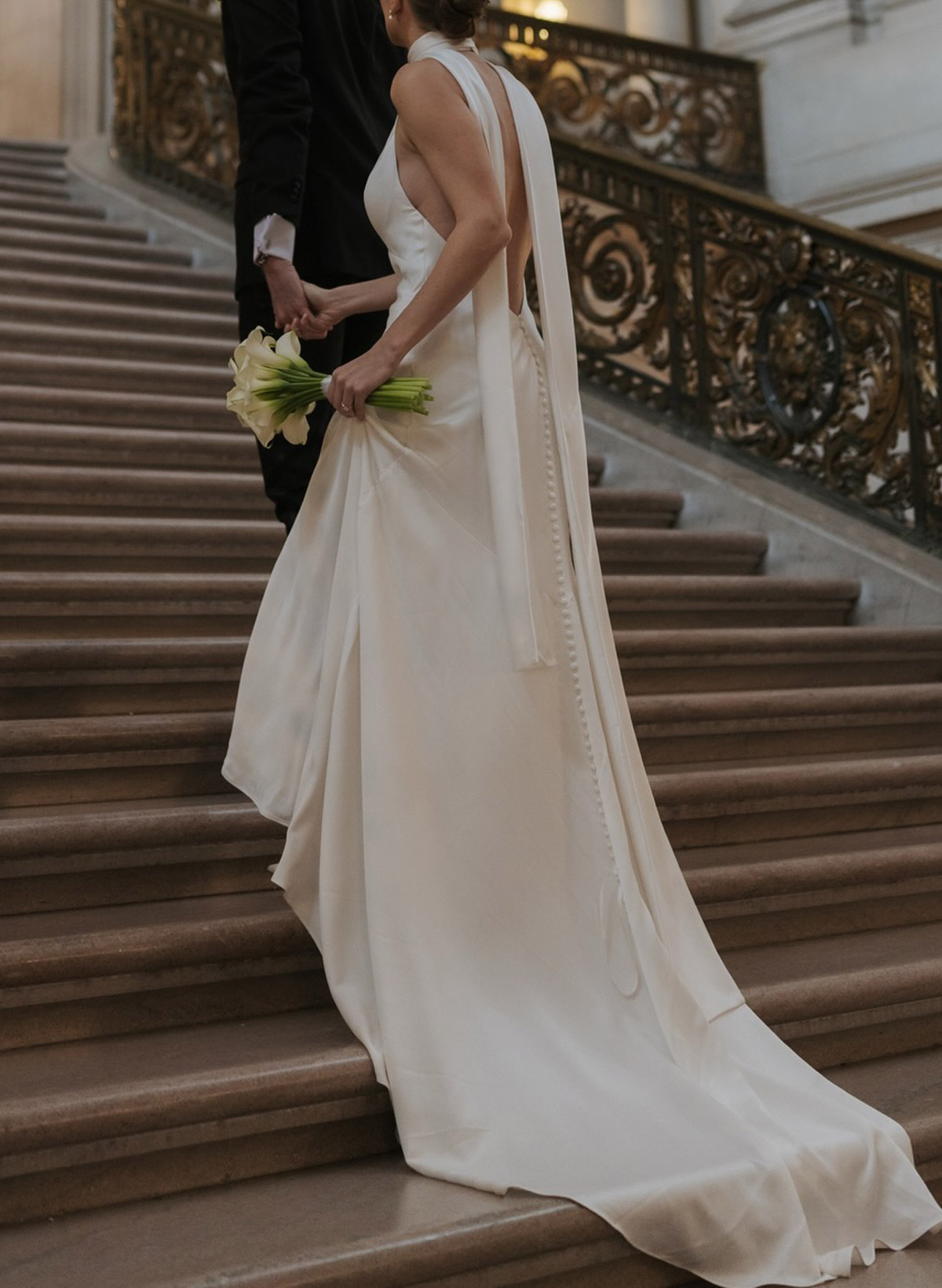 Ball-Gown Plunge Neck Sleeveless Chapel Train Crepe Satin Bride Wedding Dress