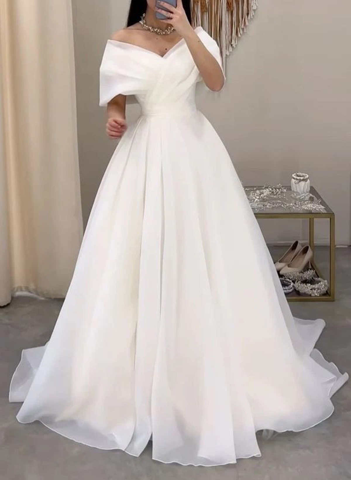 A-Line V-Neck/Off-The-Shoulder Sleeveless Sweep Train Tulle Wedding Dresses
