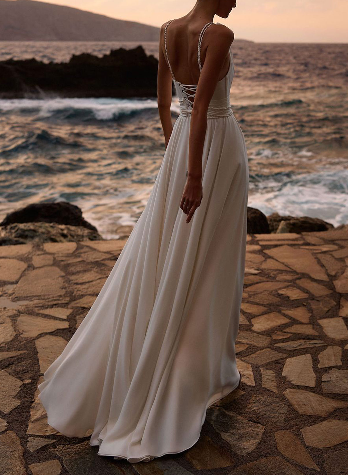 A-Line Cowl Neck Sleeveless Floor-Length Stretch Satin Bride Wedding Dress With Pockets/Detachable Shawl